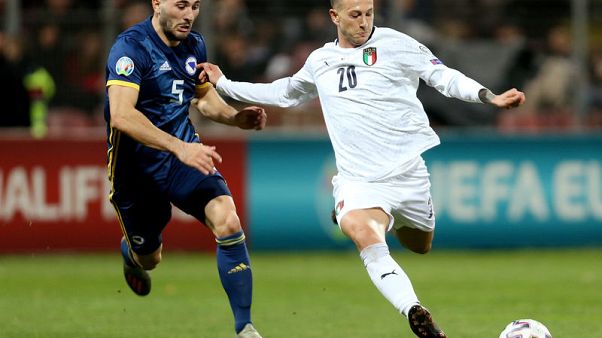 Italy extend perfect record with 3-0 rout of Bosnia Italy extend perfect record with 3-0 rout of Bosnia