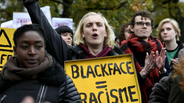 'Black Pete' protested as Dutch children hail St. Nicholas 'Black Pete' protested as Dutch children hail St. Nicholas