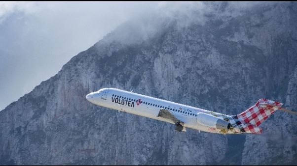 Si ferisce in volo per una turbolenza Si ferisce in volo per una turbolenza