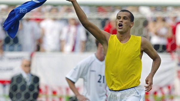 Rivaldo: Triste che la 10 vada a Paquetà Rivaldo: Triste che la 10 vada a Paquetà