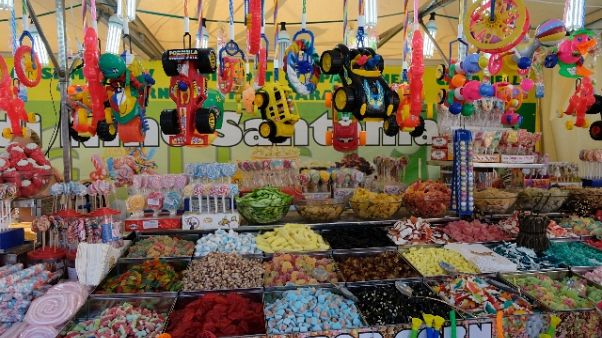Bimba rischia di soffocare per caramella Bimba rischia di soffocare per caramella