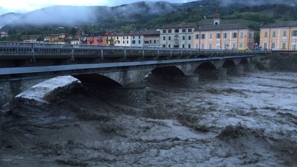 Allerta rossa pianura e costa ferrarese Allerta rossa pianura e costa ferrarese