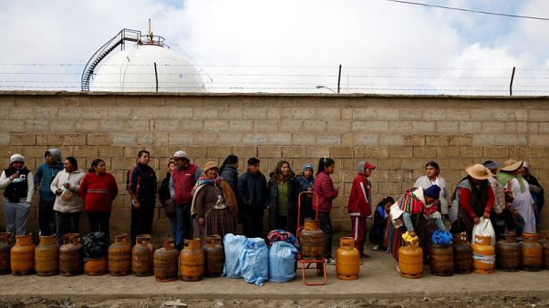 'We're desperate to buy anything' - Bolivians go hungry as protests snarl cities 'We're desperate to buy anything' - Bolivians go hungry as protests snarl cities
