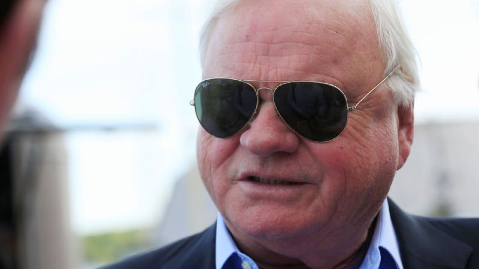 Seadrill chairman steps down, company in talks over debt