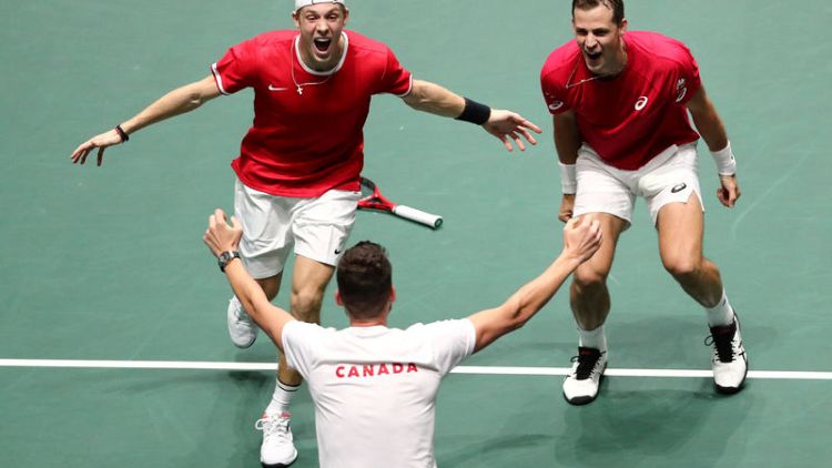 Canada see off Australia to reach Davis Cup semis