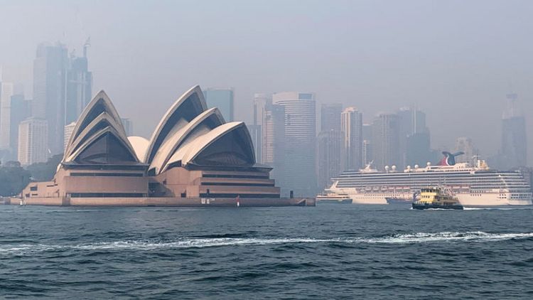 Australia bushfire smoke shoots Sydney into top 10 global pollution index