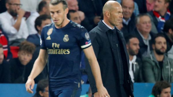 Zidane defends Bale after flag criticism Zidane defends Bale after flag criticism