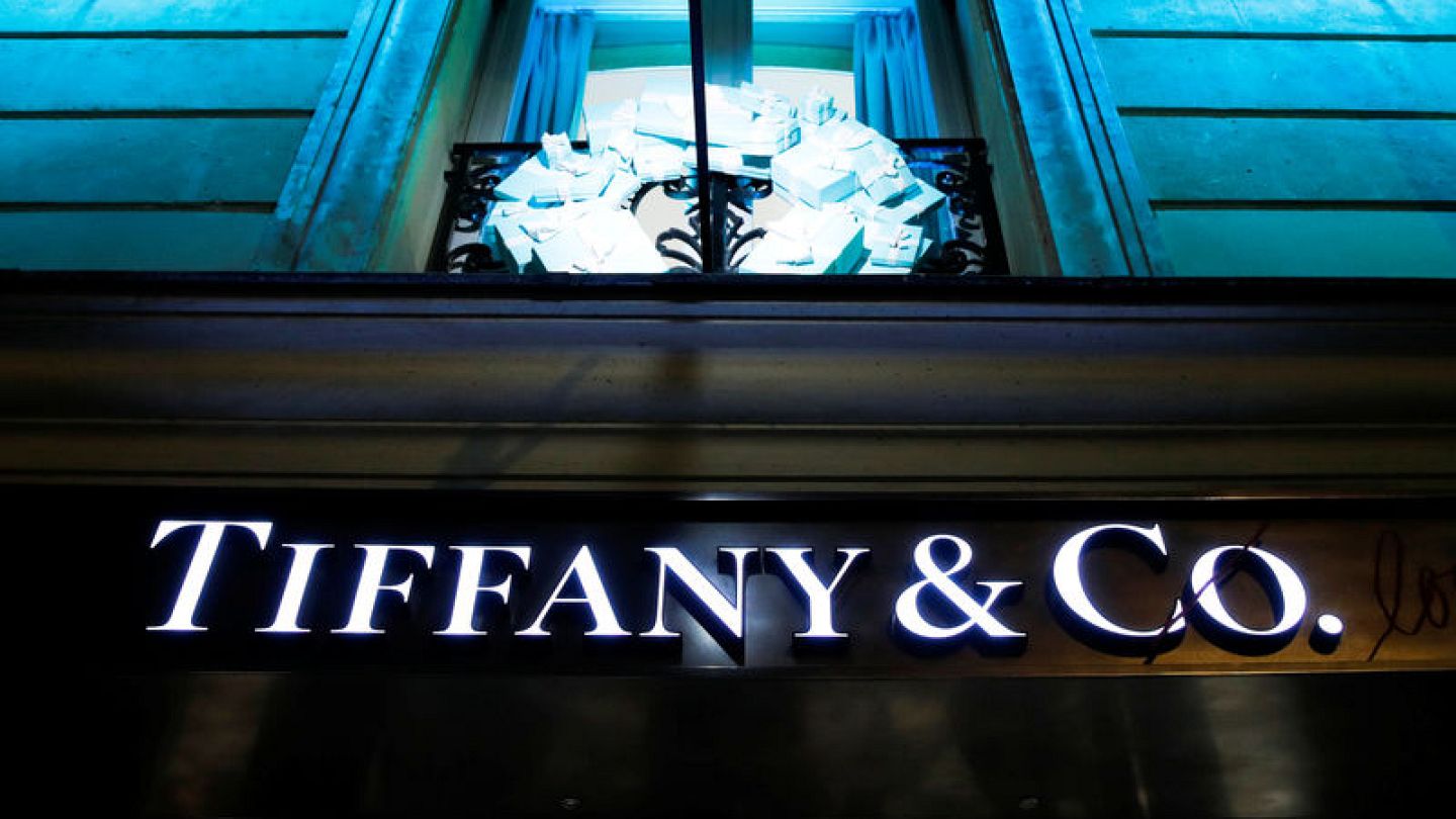 LVMH woos Tiffany to tap fast-growing jewellery market
