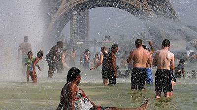 Paris to expand district cooling network as global warming boosts aircon