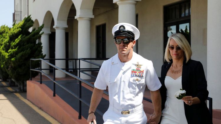 Trump ordered Pentagon to let convicted Navy SEAL keep elite status