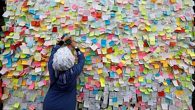 'When will the bloodshed stop?' - notes and prayers on Iraq's Wall of Wishes