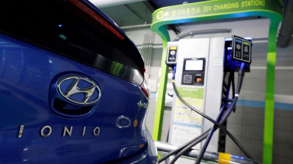 Feuding Korean firms risk disrupting electric car battery supplies Feuding Korean firms risk disrupting electric car battery supplies