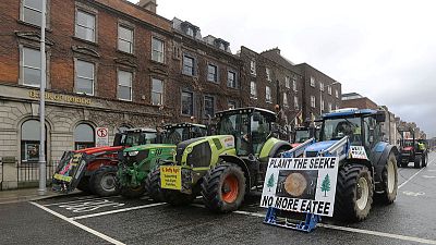 Farmers bring central Dublin to a halt with tractor protest