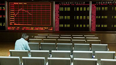 China's major shareholders sell A-shares, pressuring markets