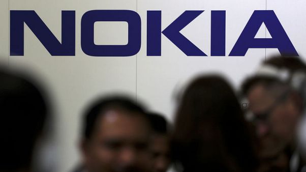 Nokia says working to end patent licensing row with Daimler, others Nokia says working to end patent licensing row with Daimler, others