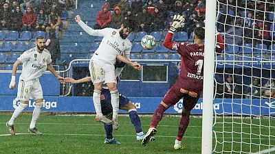 Real Madrid dig deep to see off Alaves and go top Real Madrid dig deep to see off Alaves and go top
