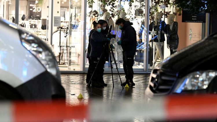 Police say no evidence suspect in Hague stabbing had terrorist motive