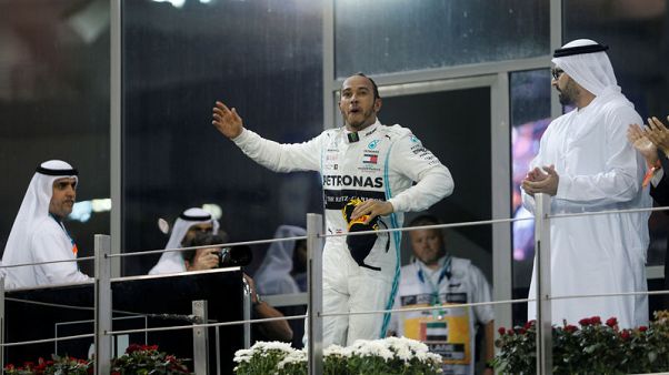 Hamilton ends the F1 season with a dominant victory Hamilton ends the F1 season with a dominant victory