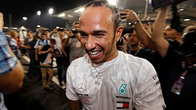 Hamilton not ruling out a Ferrari switch Hamilton not ruling out a Ferrari switch