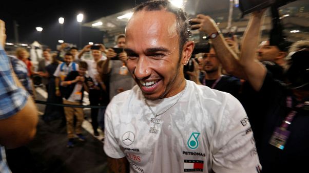 Hamilton not ruling out a Ferrari switch Hamilton not ruling out a Ferrari switch