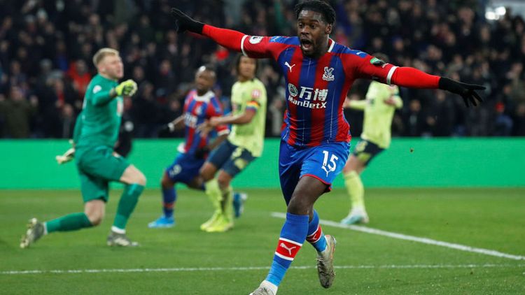 Schlupp delivers for Palace on Amazon debut