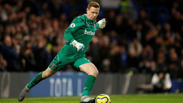 Martin to continue as West Ham keeper as Fabianski nears return Martin to continue as West Ham keeper as Fabianski nears return