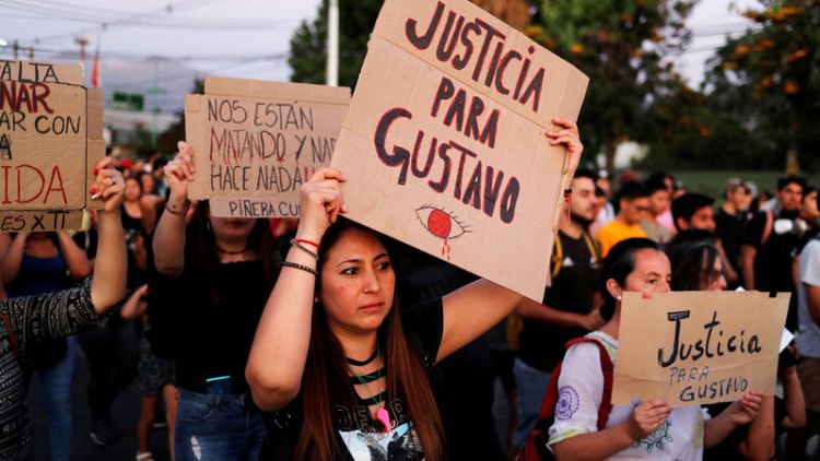 Blinded by rubber bullets, Chilean student becomes rallying point for protesters
