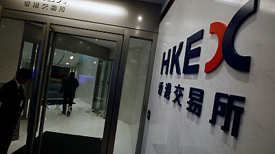 Chinese defy Hong Kong's protest gloom in hunt for bargain stocks Chinese defy Hong Kong's protest gloom in hunt for bargain stocks