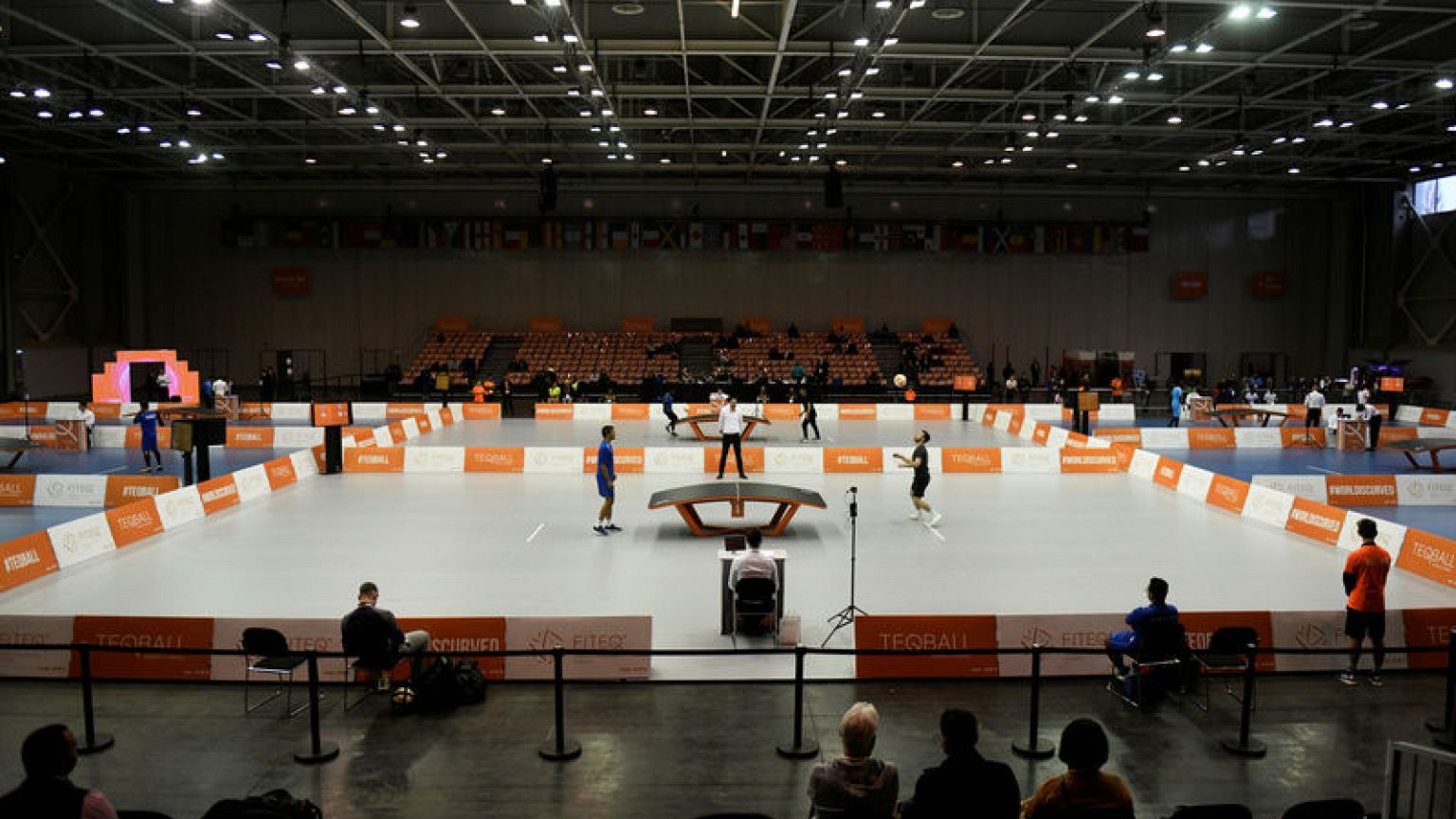 Teqball - Hosts Hungary dominate world championships