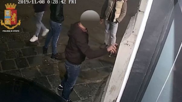 Scritte contro Segre,5 indagati per odio Scritte contro Segre,5 indagati per odio