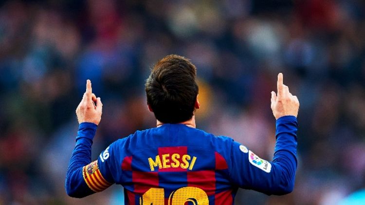 Calcio: il Barcellona vince 5-0, quattro gol li fa Messi