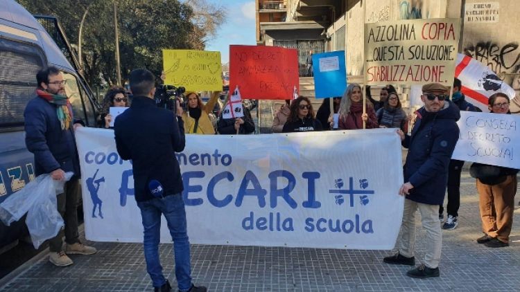 Scuola: lettera prof sardi a Mattarella