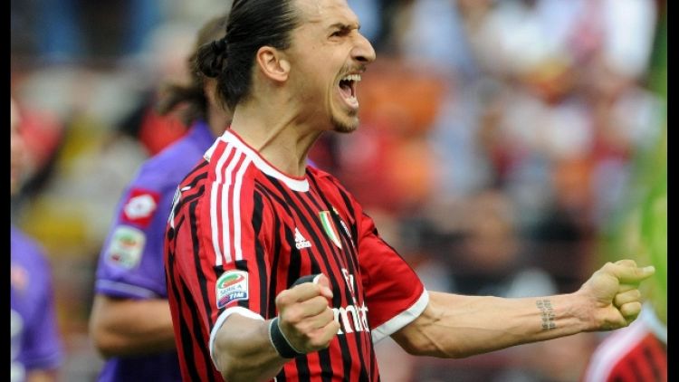Calcio: Milan pronto a rimborsare biglietti a tifosi