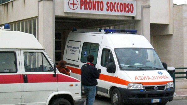 Virus, test su turista Bergamo a Palermo Virus, test su turista Bergamo a Palermo
