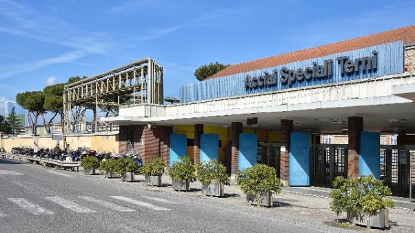 Ast ferma trasferte estero per virus Ast ferma trasferte estero per virus