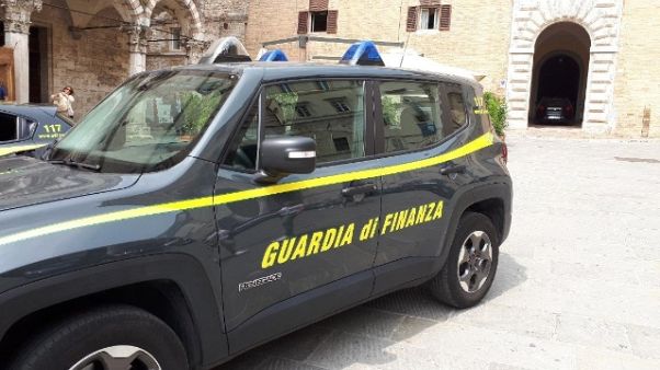 Gdf scopre maxi frode con i carburanti Gdf scopre maxi frode con i carburanti