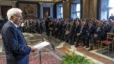 Mattarella, accendere fari su malattie Mattarella, accendere fari su malattie