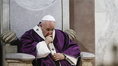 Papa ancora raffreddato, continua lavoro Papa ancora raffreddato, continua lavoro
