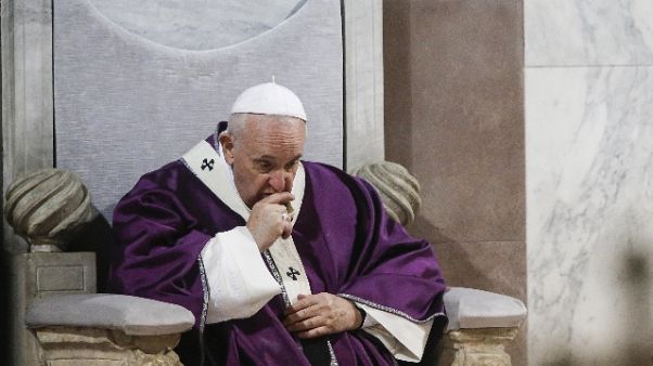 Papa ancora raffreddato, continua lavoro Papa ancora raffreddato, continua lavoro