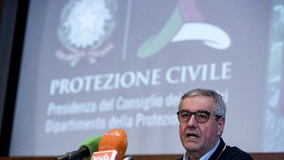 Coronavirus: 383 casi confermati da Iss Coronavirus: 383 casi confermati da Iss