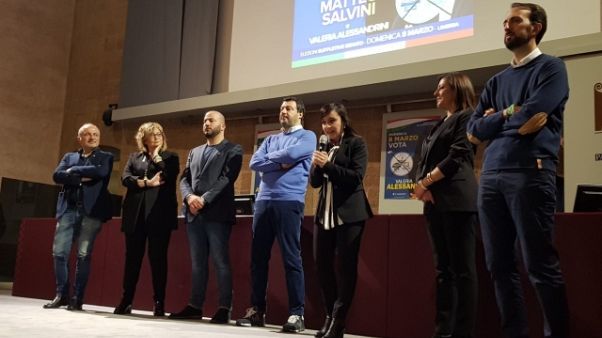 Salvini, non ci arrendiamo al virus Salvini, non ci arrendiamo al virus