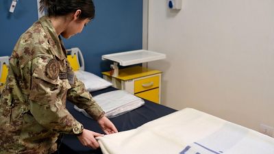 Preparativi all'ospedale militare Baggio
