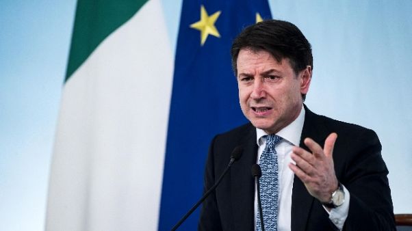 Conte, inaccettabile diffusione dpcm Conte, inaccettabile diffusione dpcm