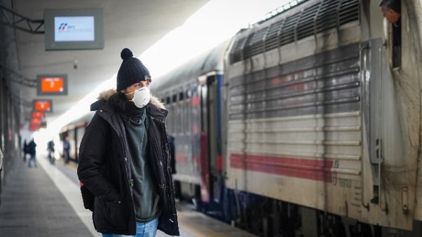Treno da Milano con 4 ore di ritardo Treno da Milano con 4 ore di ritardo
