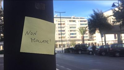 Post-it scaccia panico a Pescara Post-it scaccia panico a Pescara