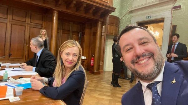Salvini, no governo a misure drastiche Salvini, no governo a misure drastiche