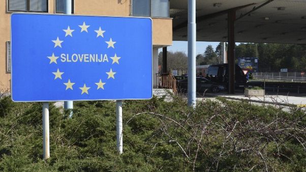 Goriziani varcano confine per bere Goriziani varcano confine per bere