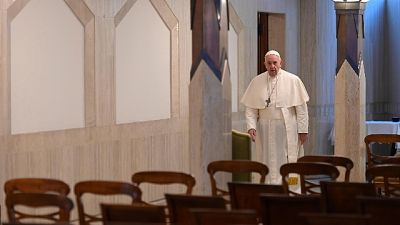 Papa a vescovi, evitate misure drastiche Papa a vescovi, evitate misure drastiche