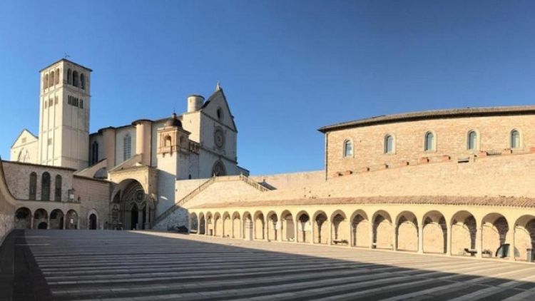 P.Fortunato, Assisi vuota vi abbraccia