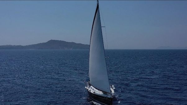 Vietato uscire in barca e nuotare Vietato uscire in barca e nuotare